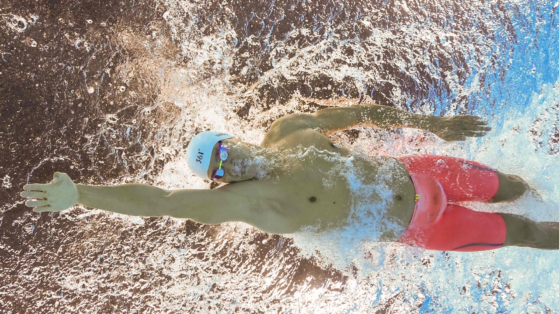 “穿越荒漠:金色大沙丘的极速战场”,2020穿越沙漠